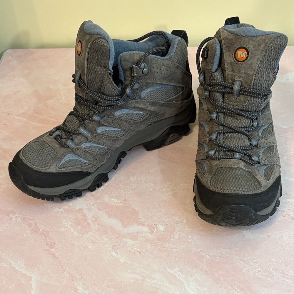 Merrell Gray Athletic Hiking Shoes - Picture 3 of 6
